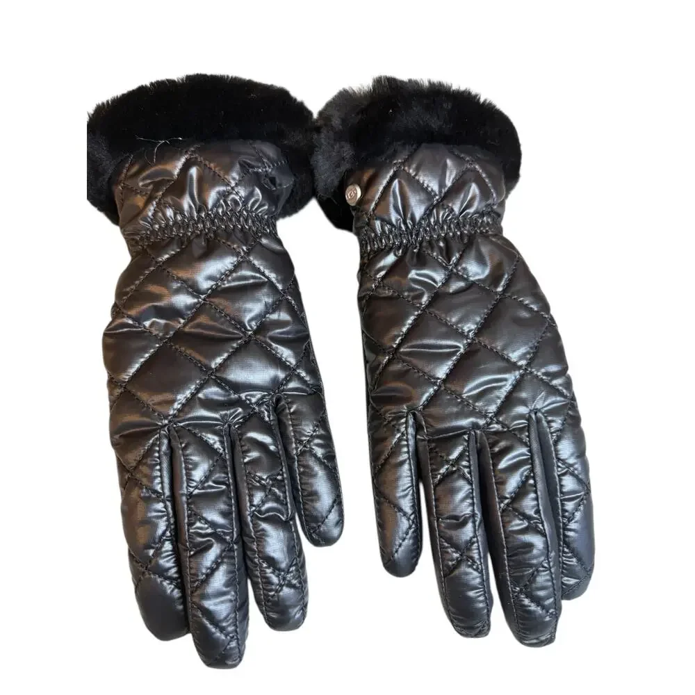 UGG Quilted All Weather Tech Gloves Shearling Sheepskin Black